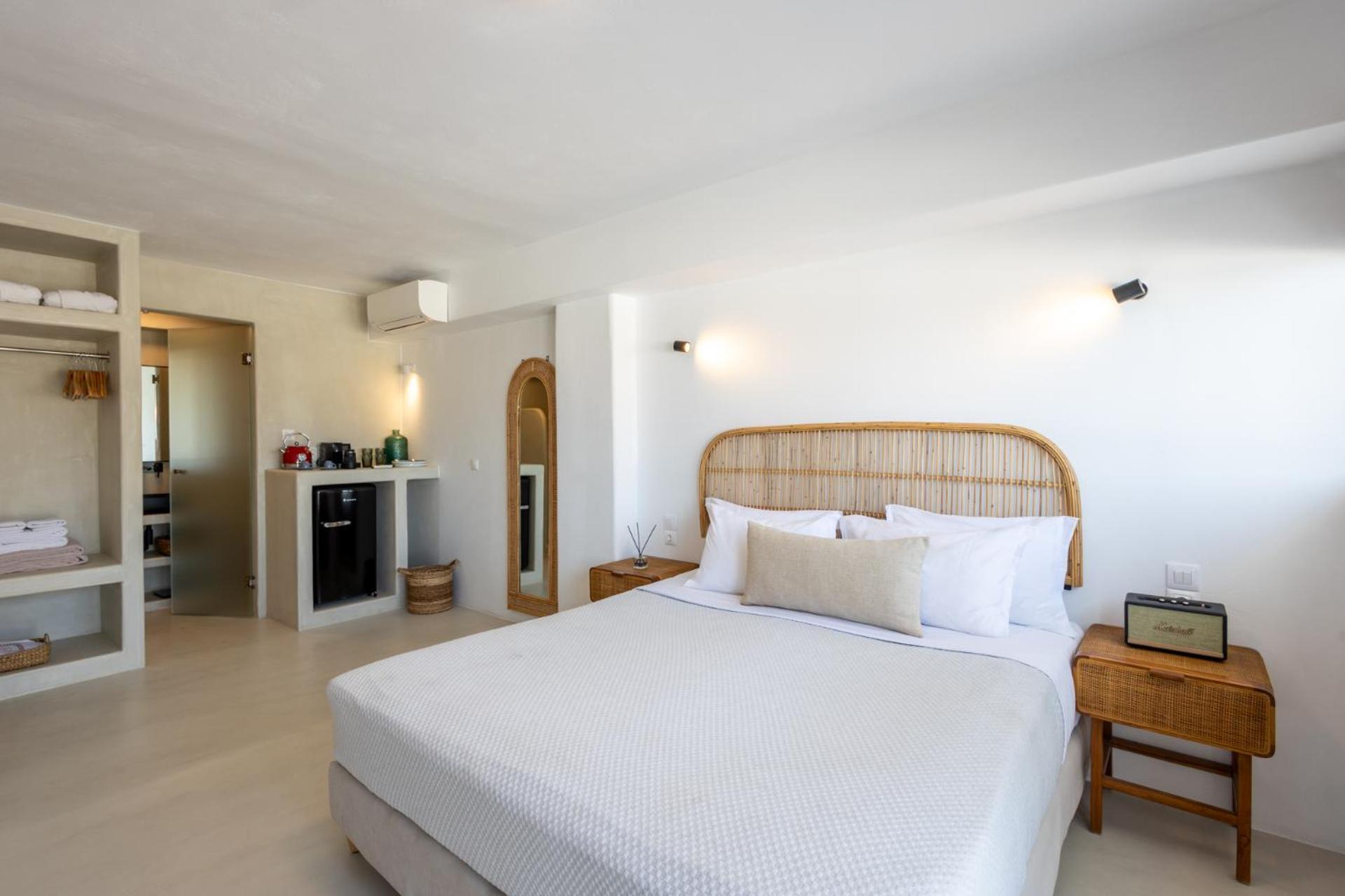 Divino Caldera Hotel Akrotiri  Exterior photo